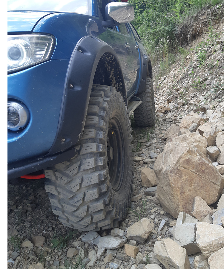 Maxxis M8060 Trepador заказать